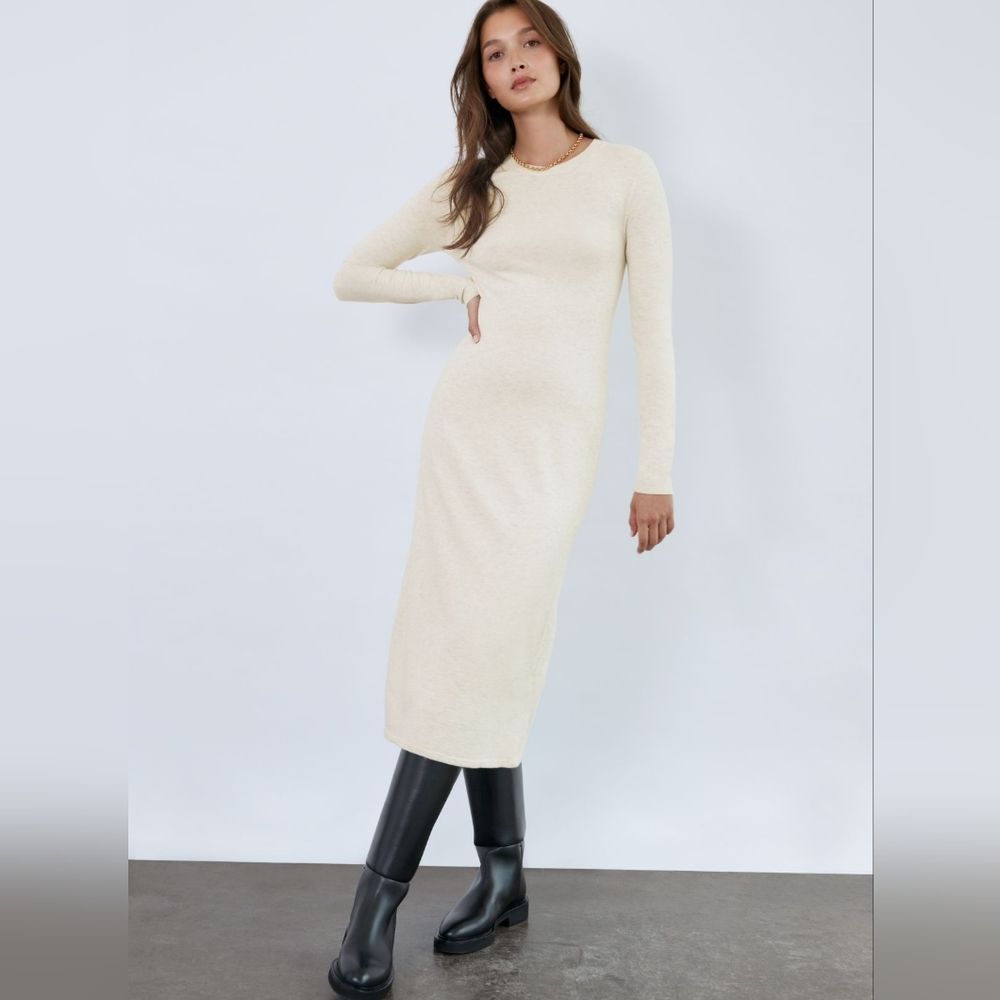 Aritzia Babaton Banter A-line Sweater Midi Dress Size XS. - Picture 1 of 15